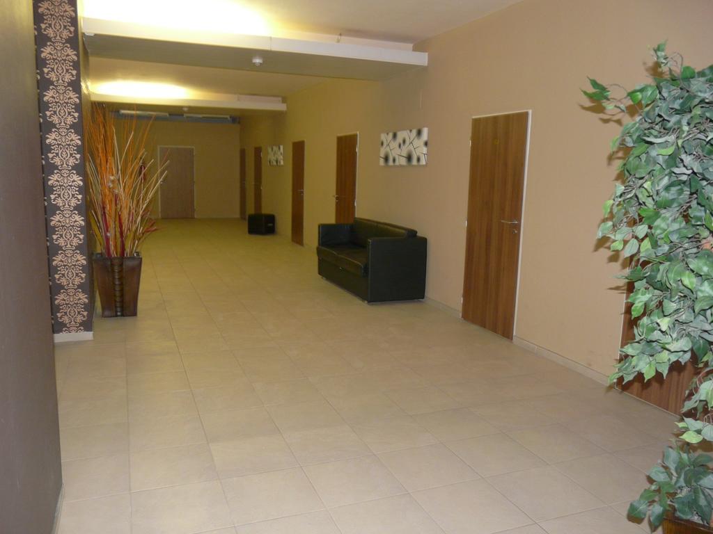 Hotel Ondráš Zlín Esterno foto